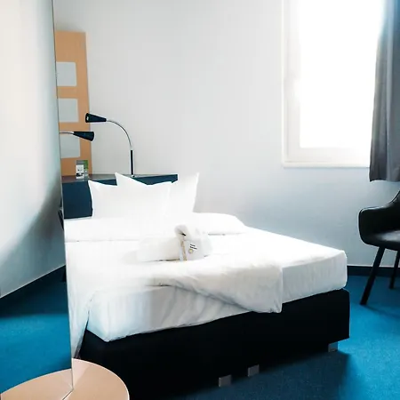 Am Tierpark 酒店 3*