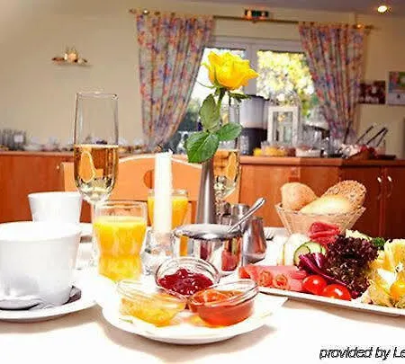 Hotel Am Tierpark 3*